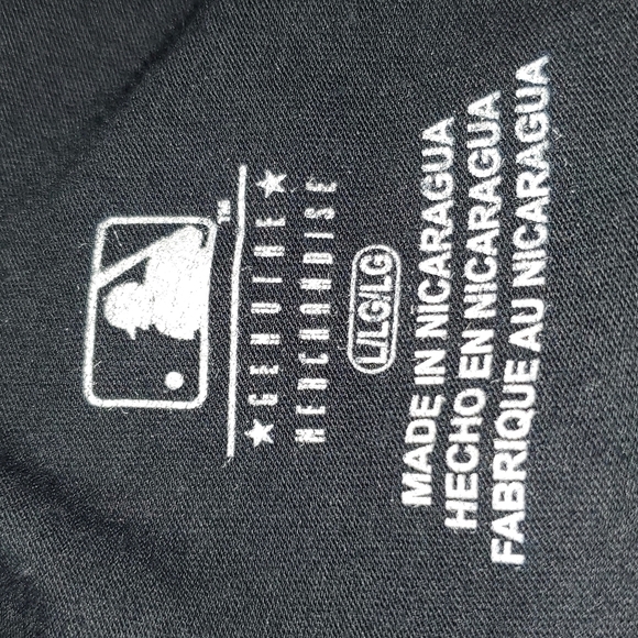 Pittsburgh Pirates Women's V Neck T Shirt Size Large NWOT - Picture 13 of 14